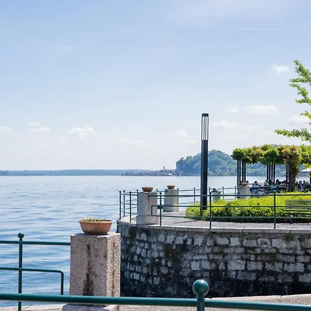 Casa Sogno Azzurro - Meina, Maggiore Holiday home *